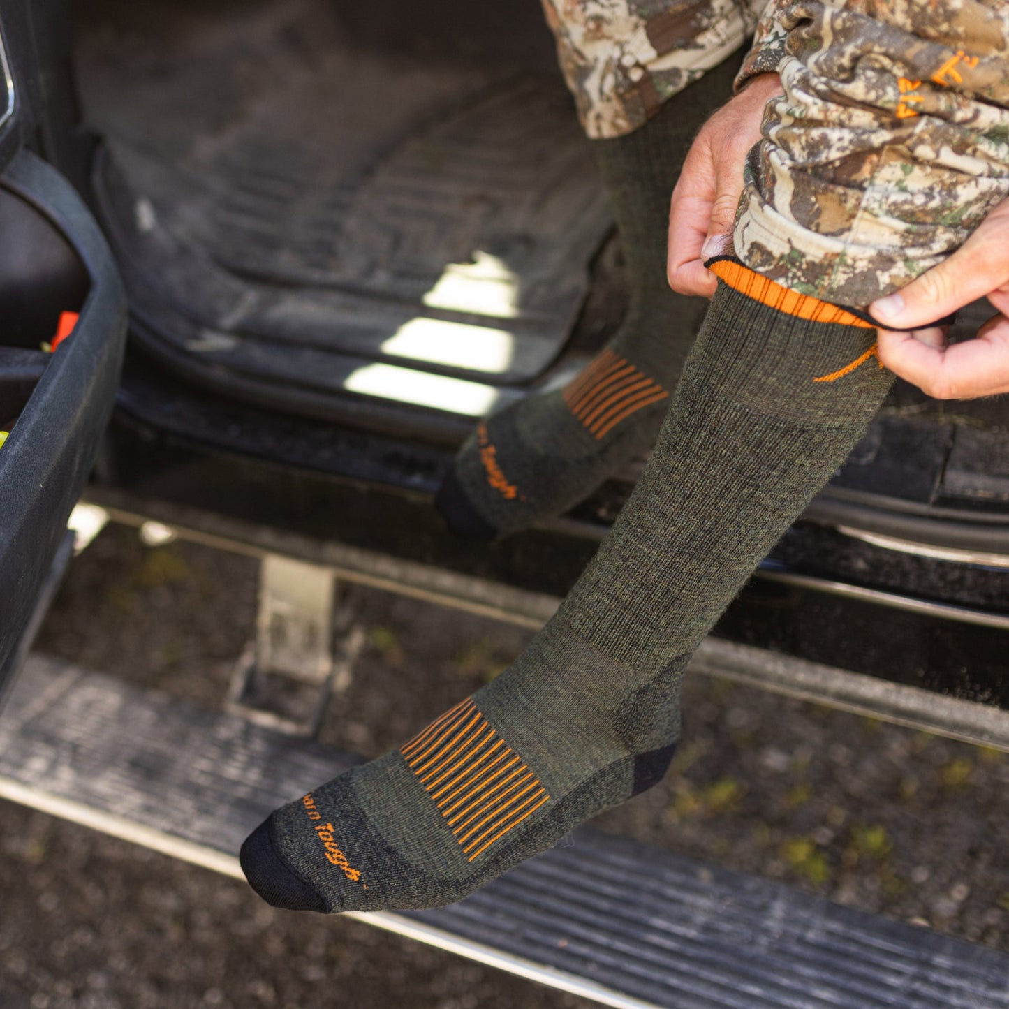 Darn Tough Midweight Hunting Boot Socks #2111