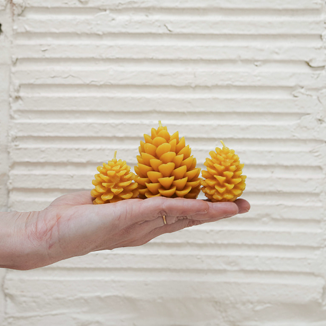 Pinecone (Med) - Handmade Beeswax Candle