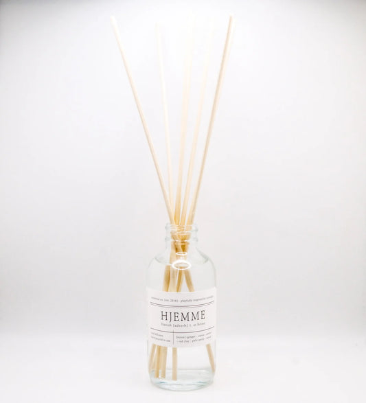 Hjemme Reed Diffuser || Minnesota Made Gifts