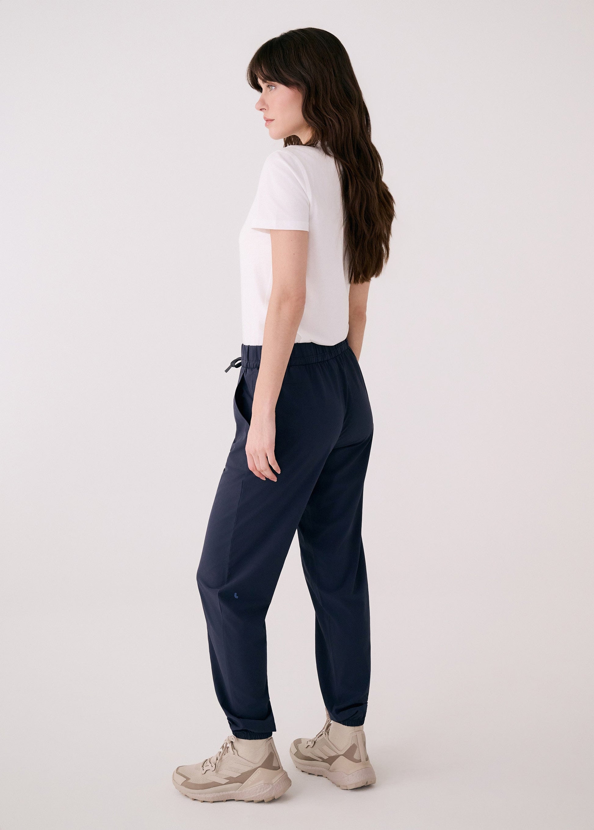 Olivie Light Joggers || Minnesota Made Gifts